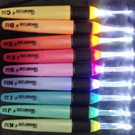 Imagem 5 do produto Agulha de Crochê com LED
