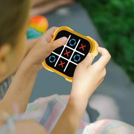 Console Portátil de Puzzle – Jogo da Velha