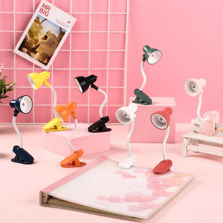 Imagem 3 do produto Mini Lâmpada de Leitura com Clipe