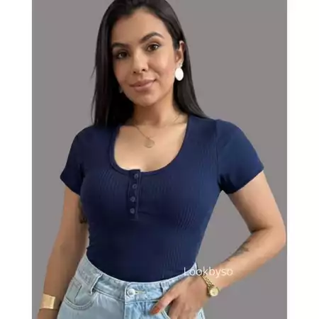 Imagem 3 do produto Blusa Feminina Canelada Manga Curta com Botões