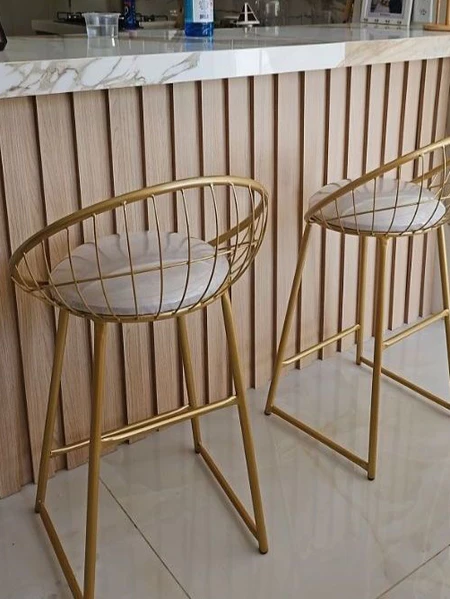 Imagem 2 do produto Banqueta Moderna Paris Dourada Balcão 1 Unidade